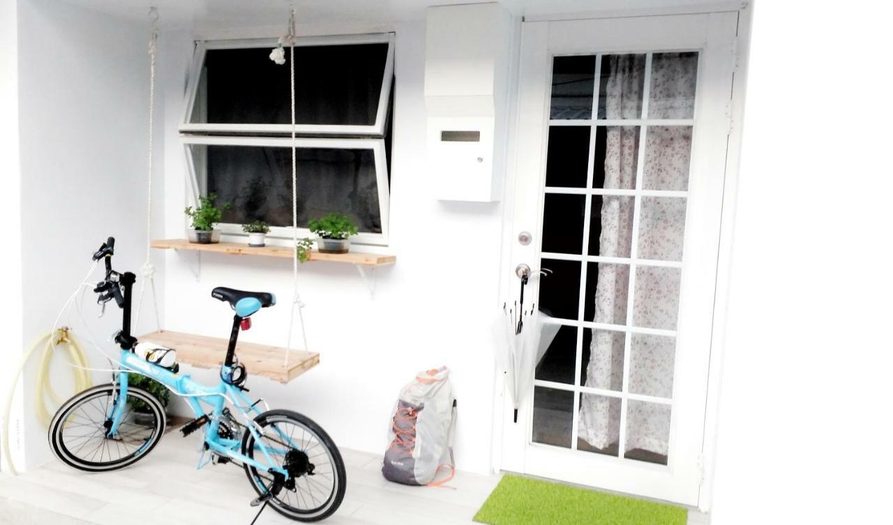 Cong Sen Backpackers Hostel T'ai-tung Εξωτερικό φωτογραφία