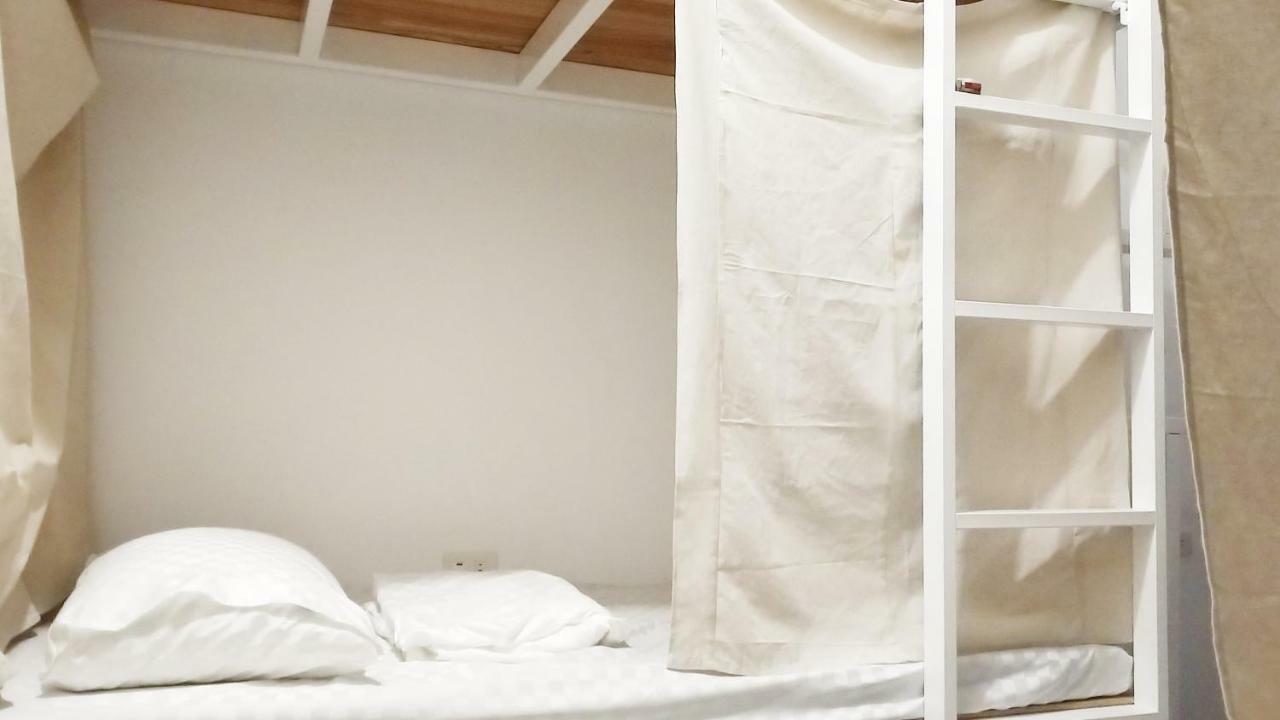 Cong Sen Backpackers Hostel T'ai-tung Εξωτερικό φωτογραφία